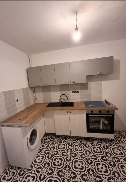 Ofer inchiriere apartam 2 camere, complet renovat ultracentral