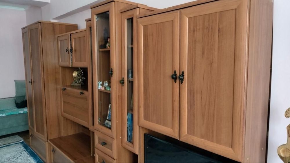 Продам шкаф стенку самовывоз