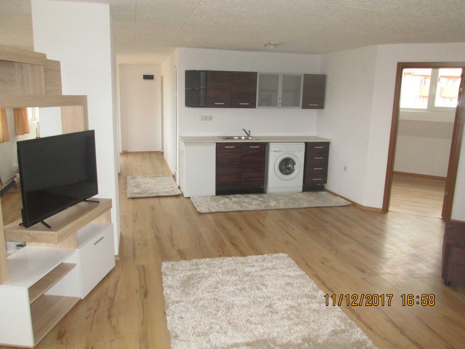 Дава се под наем Тристаен апартамент в Благоевград, Баларбаши - 89 кв.м за 225 € - Снимка #2