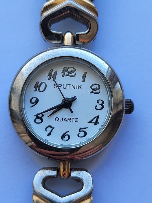 Часы женские (кварцевые). Sputnik.