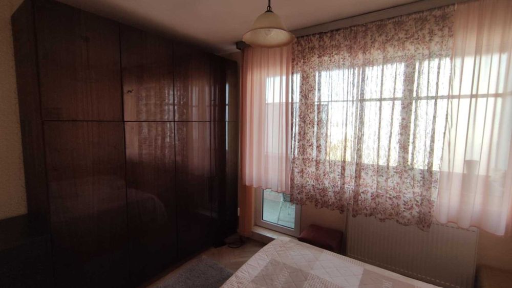 Дава се под наем Тристаен апартамент в Русе, Централен южен район - 90 кв.м за 408 € - Снимка #11