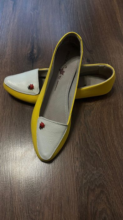 Продаю туфли женские