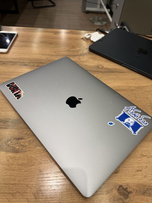 Продам apple PRO M2 512