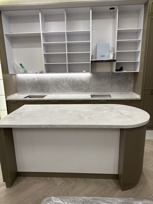 Kvarc,akril,granit,mramor,keramogranit