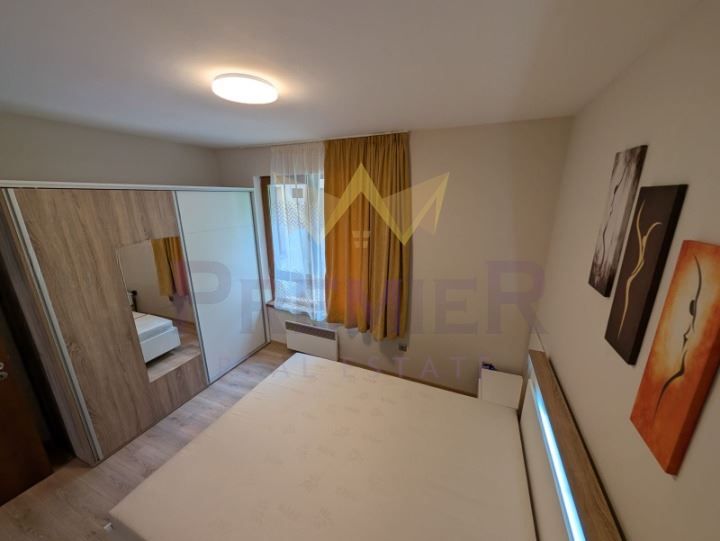 Дава се под наем Двустаен апартамент в Варна, Цветен квартал - 50 кв.м за 612 € - Снимка #8