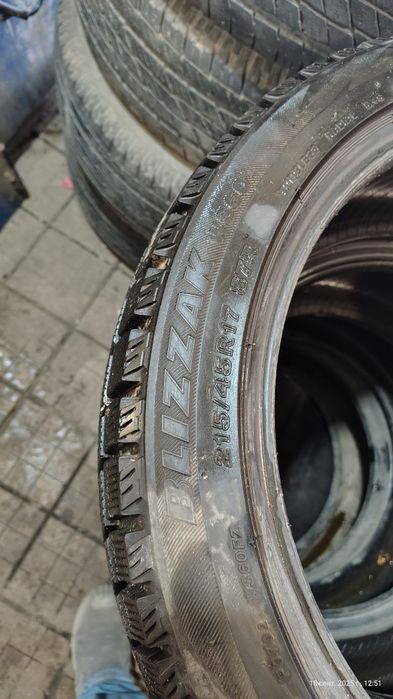 Пара покрышек 215/45/17