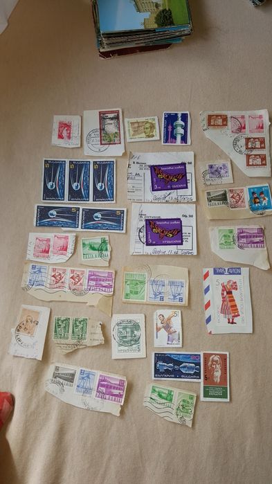 Продавам картички от 60-та и 70та година и други неща.