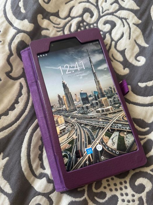Планшет Lenovo TAB3-730X 7'' LTE