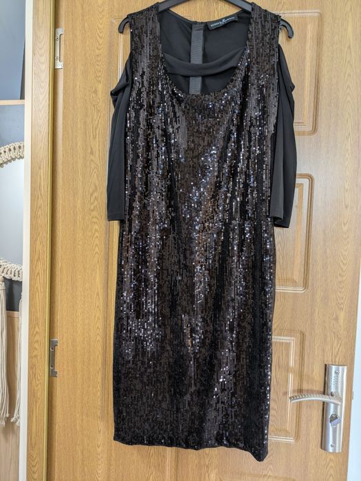 Маркови рокли на символични цени