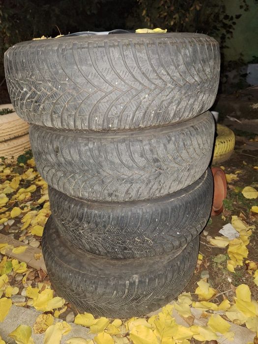Jante Megan 4 și 3 pe 16
