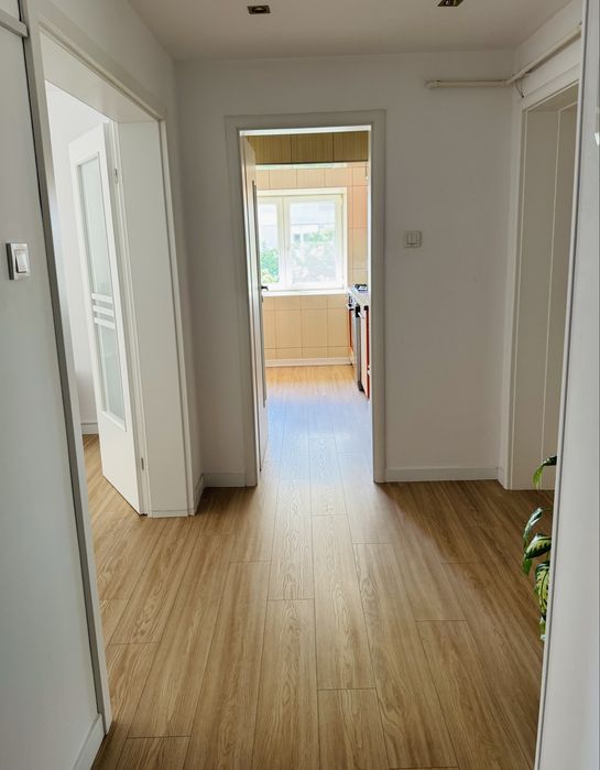 Inchiriez apartament calea calarasilor 120 mp