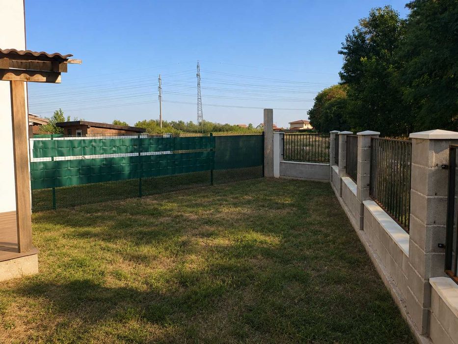 Direct de la proprietar, DUPLEX PREMIUM DE VÂNZARE ÎN GIROC, 4 dormitoare+ living, 2 fronturi stradale, propietar 220000 euro