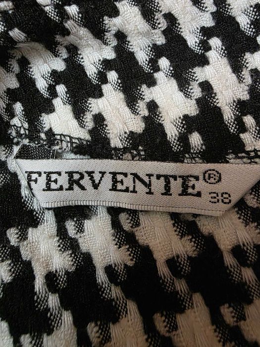 Платье женское в отличном состоянии