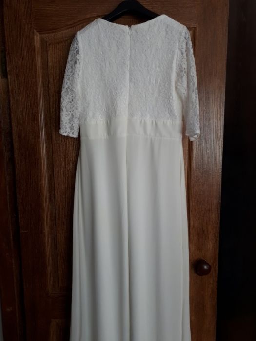 Продается платье