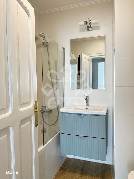 Apartament cu 4 camere de inchiriat ultracentral in Oradea