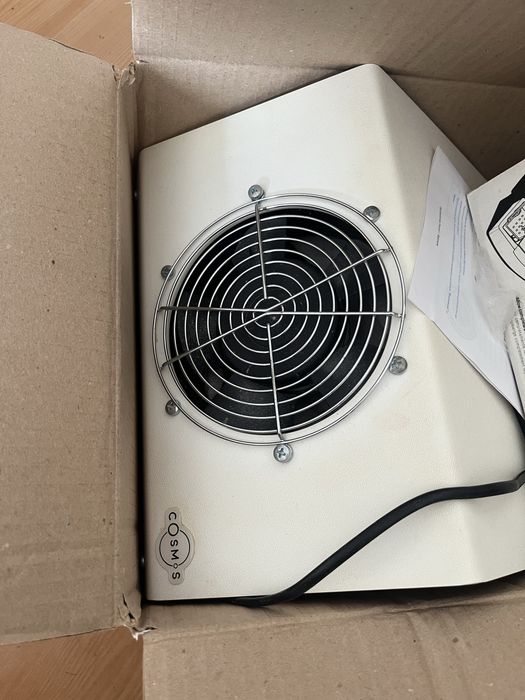 Пылесос маникюрный cosmos