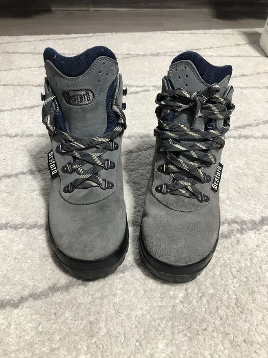 Bocanci drumetie bocanci iarna Bestard 38 talpa vibram  membrana gore