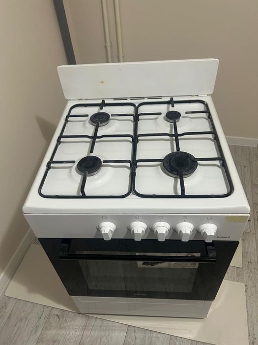 Продам газ-плиту