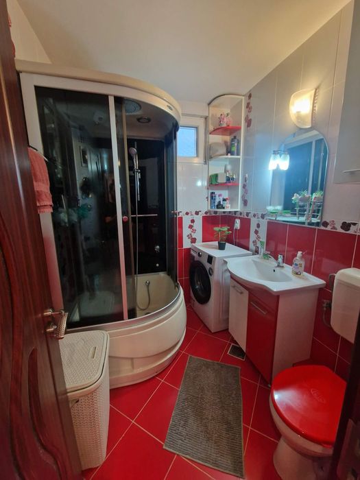 Vand apartament 2 camere