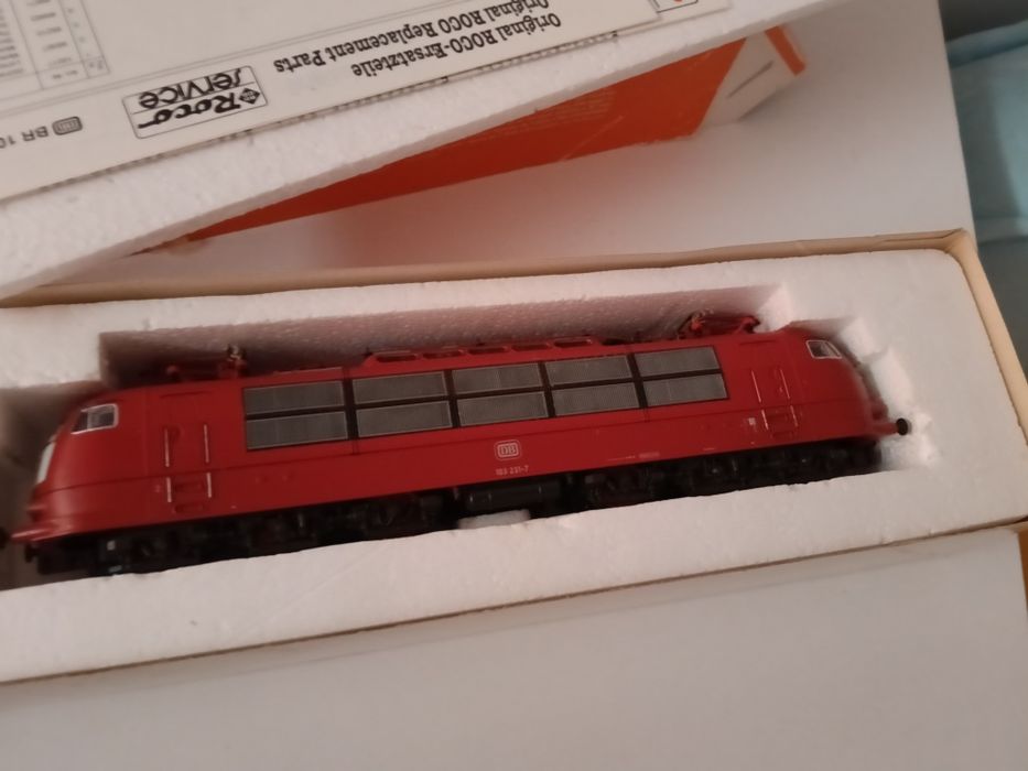 Locomotiva trenului rocoDC  impecabil in cutie  cu instrucțiuni, nu piko fleischmann