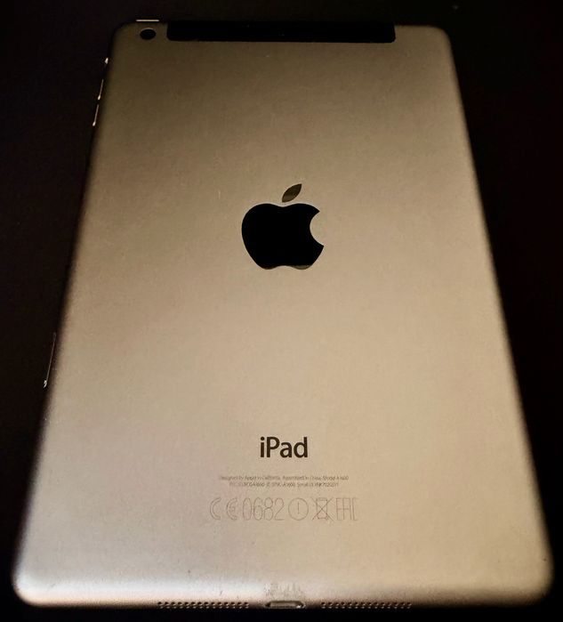 Apple iPad Mini 3 16G Celular & Căști JBL