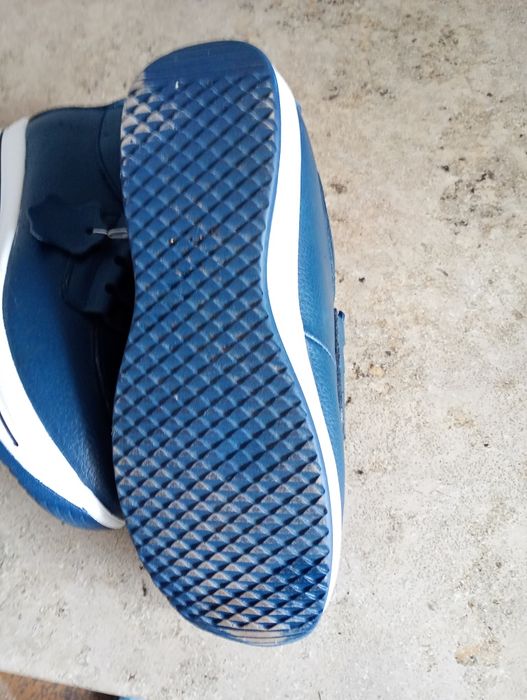 Vând pantofi din piele, Nr .38! Preț 120 lei!