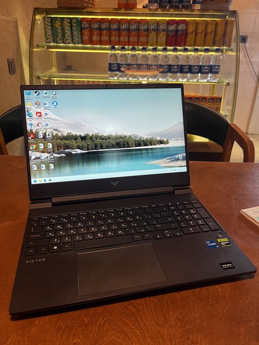 Продам игровой ноутбук victus