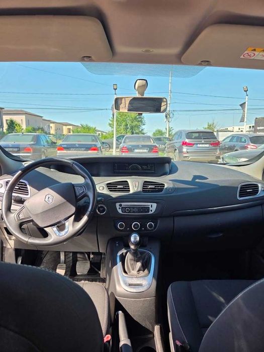 RENAULT Grand Scenic 2015 — imagine 5