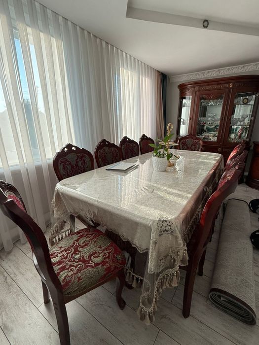 Продам гарнитур