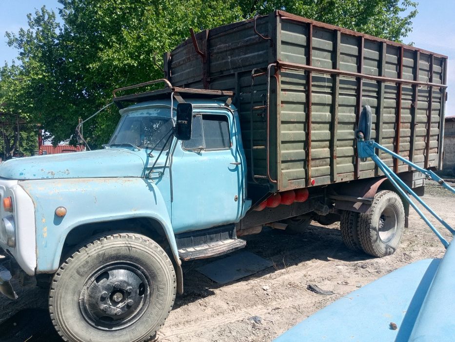 Gaz 53 sotiladi yaxshi xolatda