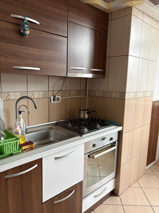 apartament 3 camere bloc nou
