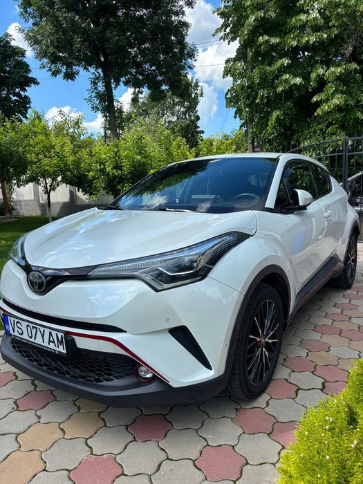 Toyota C-HR Toyota C-HR 1.2 Turbo AWD Automat, 2018, alb perlat, 116.000 km. Mașin