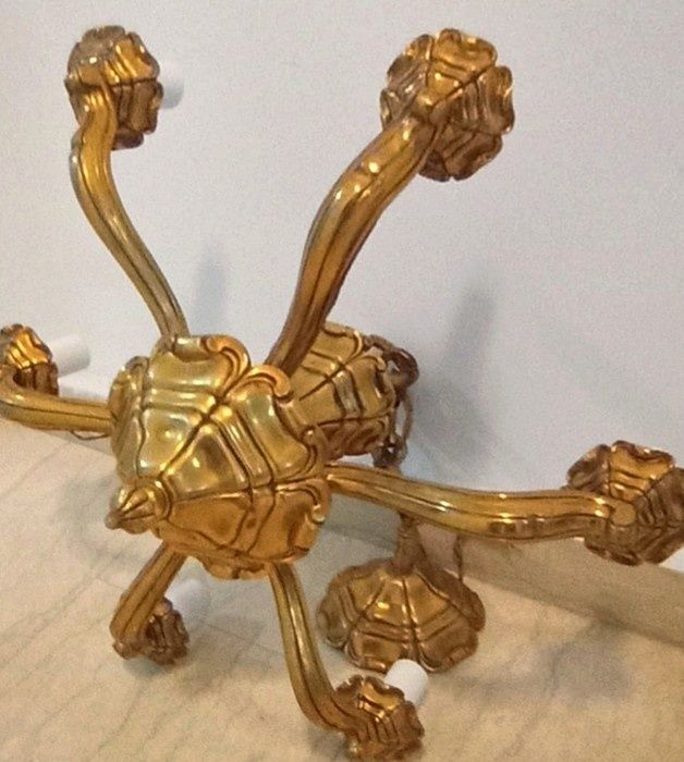 Candelabru din bronz masiv cu 6 brațe ,țara de proveniență Franța ,pie