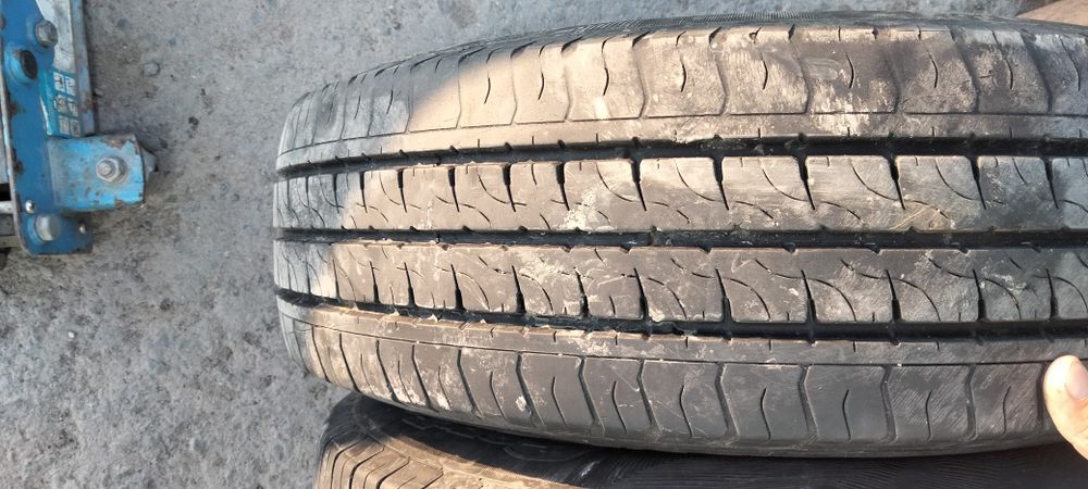 Продам шину 195/70R15C