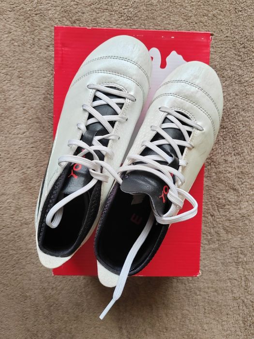 Футболни бутонки Puma 37 номер