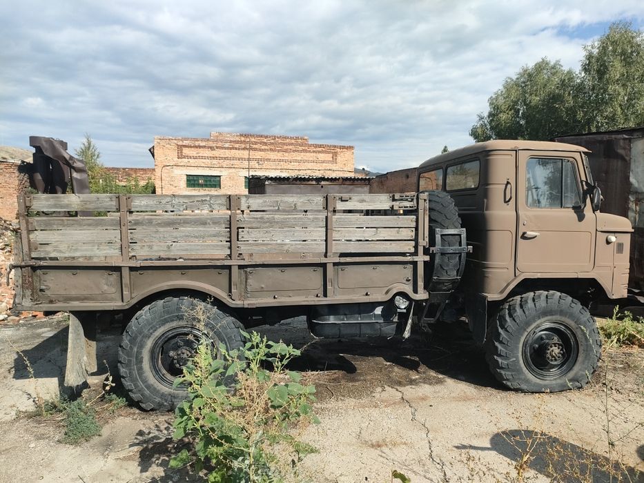 Продам автомобиль марки газ 66