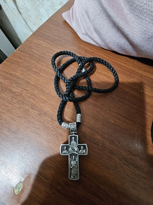 Крест серебряный