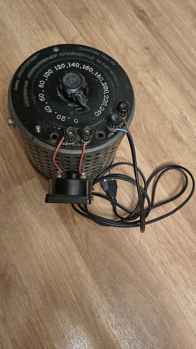 ЛАТР 220 вольт 9 ампер
