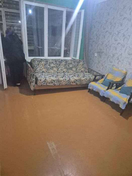 Сдается 2-х комнатная каартира в аренду на Эко базаре, массив Феруза.