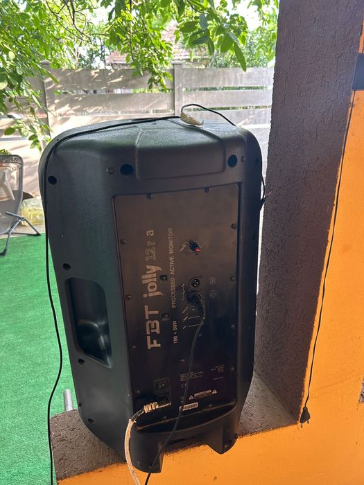 Vand Boxă FBT Jolly 12ra