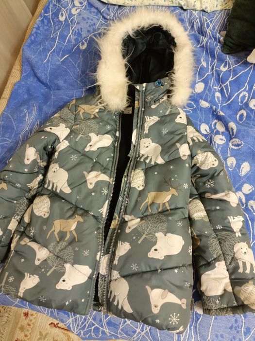 Продам детскую зимнюю куртку