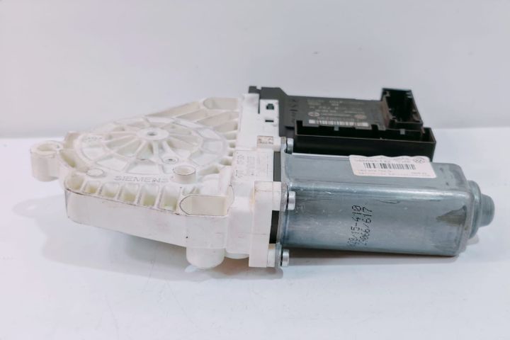 Motoras Macara  Dreapta Fata  1K0959792M / 1K0959702Q Volkswagen VW P