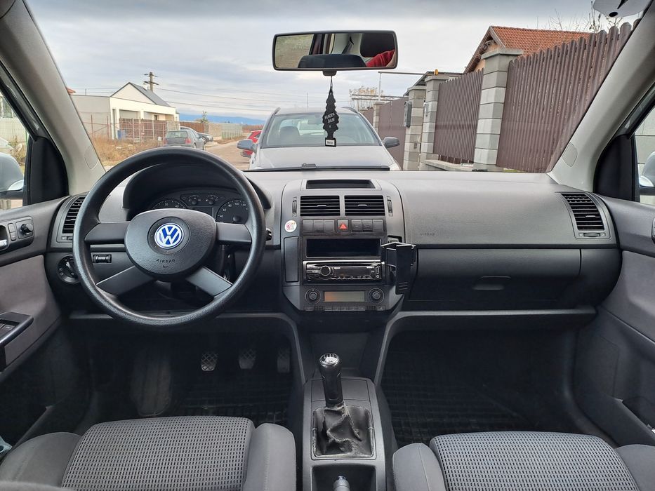 Volkwagen  Polo.