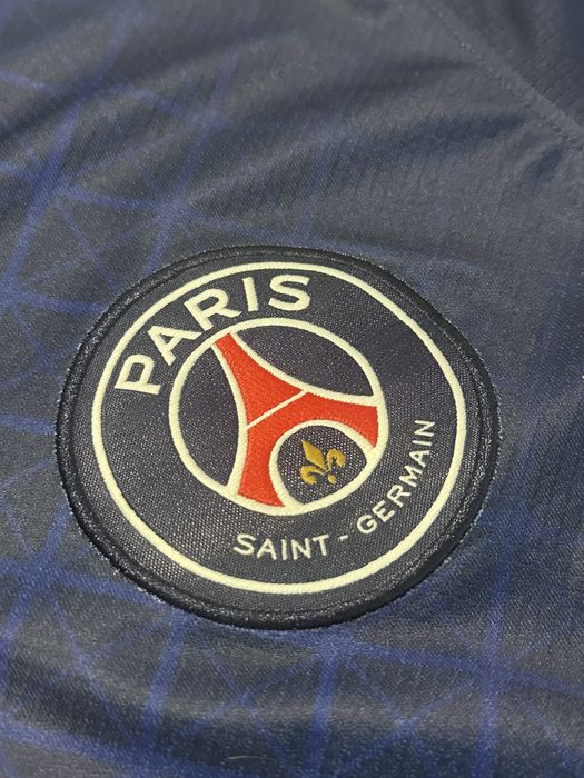 Тениска на PSG…..