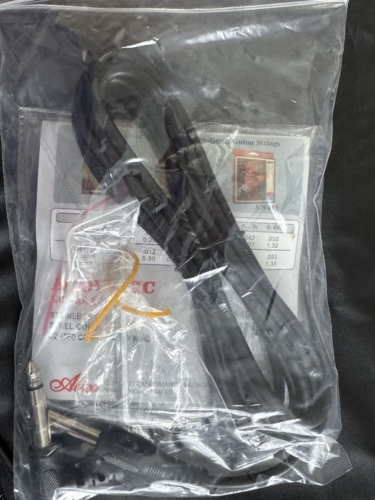 Элекроакустически гитара