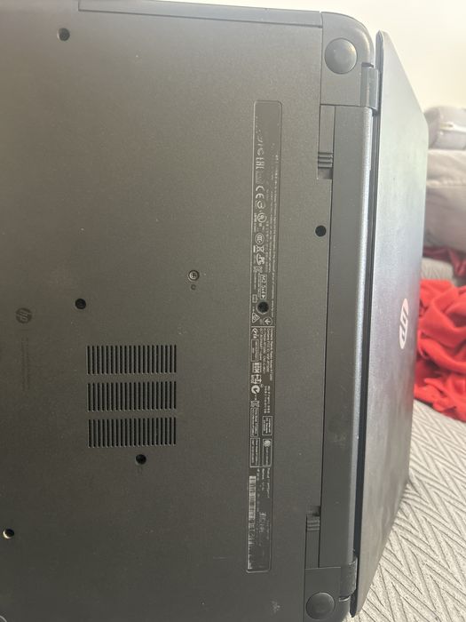 HP 250 G3 – Работещ лаптоп с Windows 10 Pro