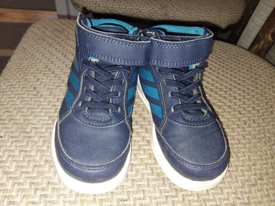 Детски обувки на Адидас, Найк