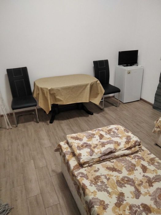 Дава се под наем Едностаен апартамент в Бургас, Меден рудник - зона А - 33 кв.м за 229.5 € - Снимка #3