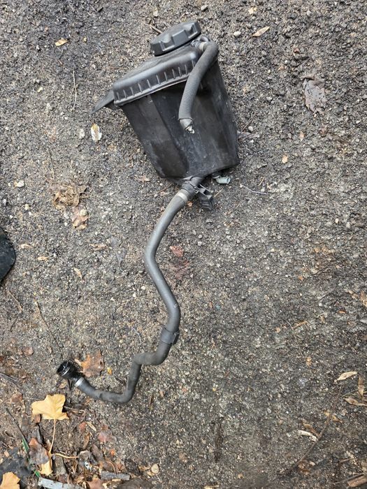 Разширителен съд казанче за вода за BMW F10 f11