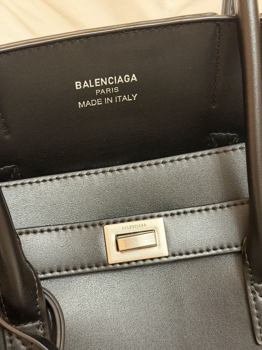 Balenciaga Bel Air M